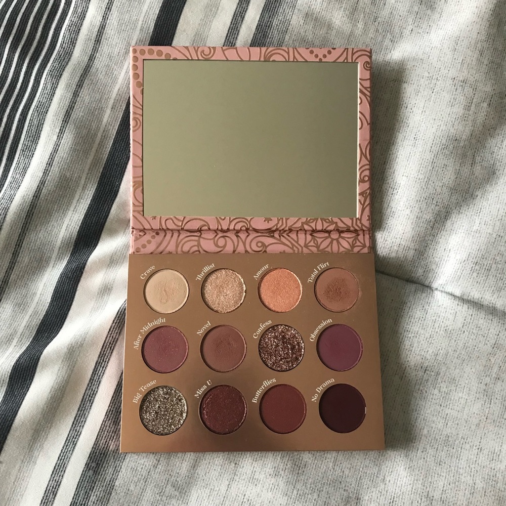 Colourpop Ménage À Muah Eyeshadow Palette
